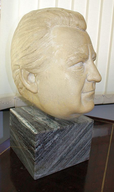 Strauss